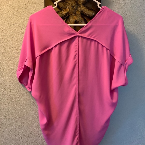 Oversized Alya** boutique blouse - Picture 3 of 3